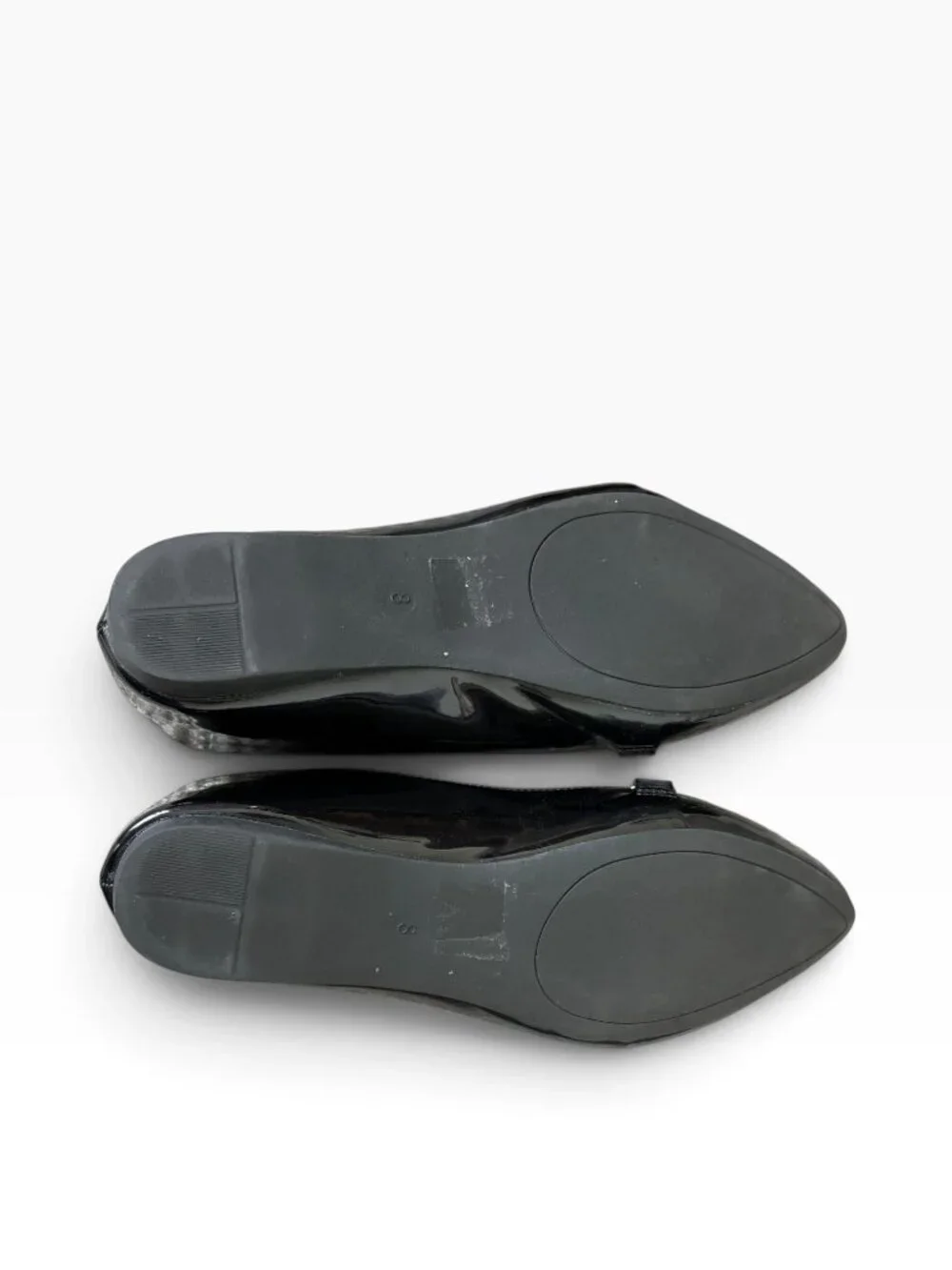 Novo Shoes 🖤 sleek